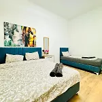 Comfortable 5Br Shared Apt 10 Minute Walk To Matzleinsdorfer Platz